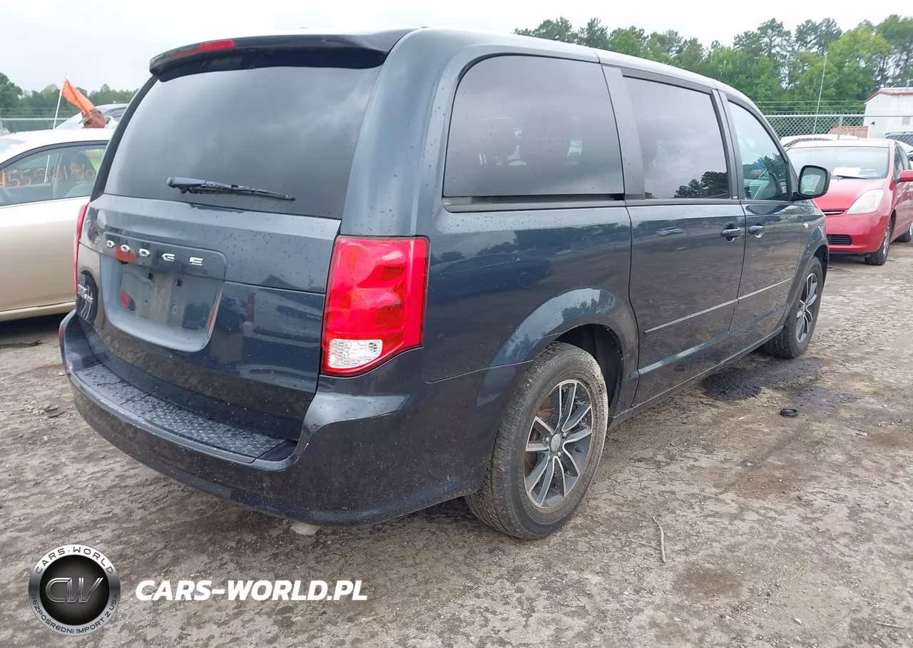 2014 Dodge Grand Caravan Sxt 30Th Anniversary VIN:2C4RDGCG3ER298764 - 4