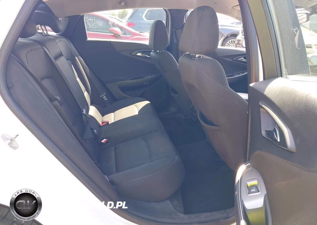 2019 Chevrolet Malibu Lt VIN:1G1ZD5STXKF113690 - 7