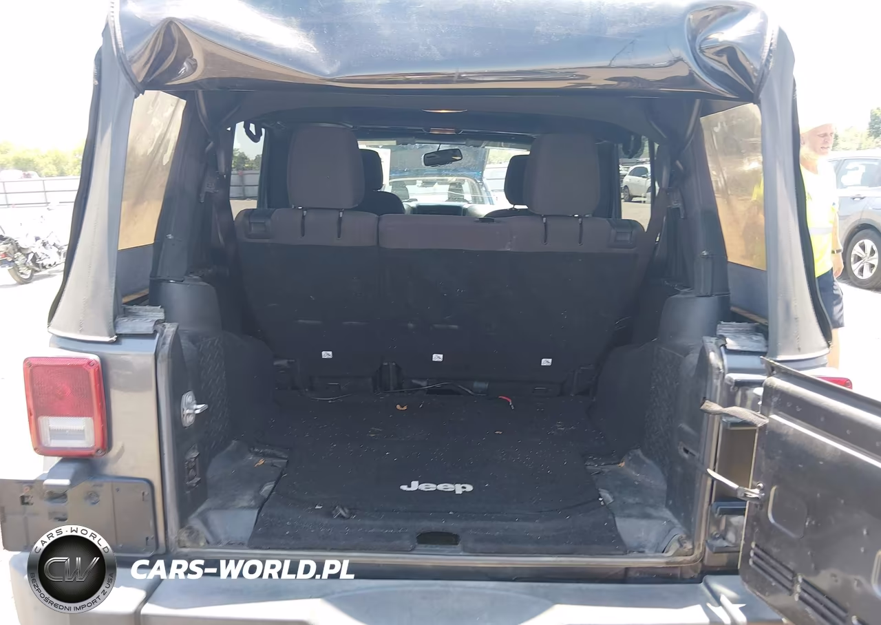2017 Jeep Wrangler Unlimited Sport VIN:1C4HJWDG2HL621440 - 17