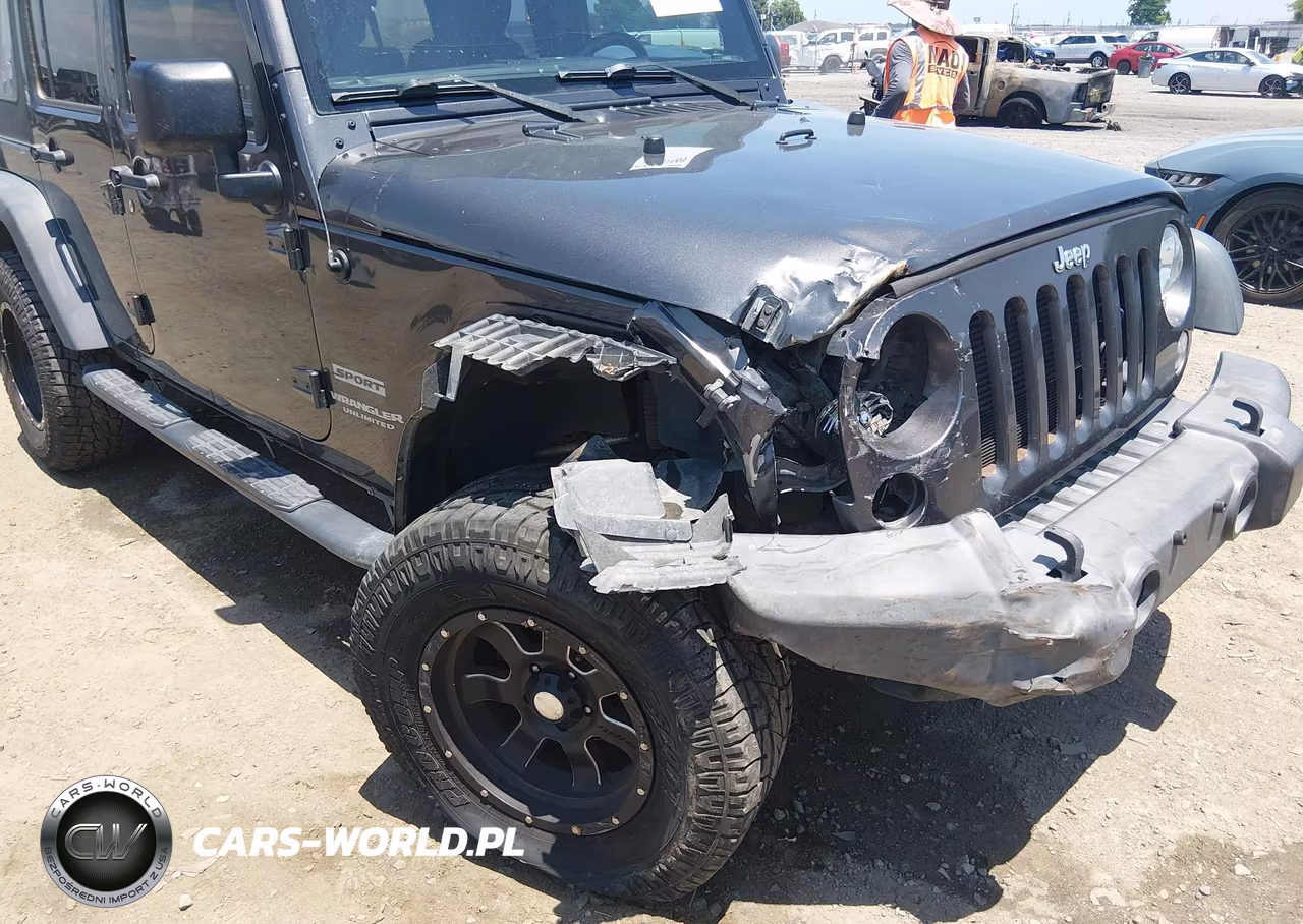 2017 Jeep Wrangler Unlimited Sport VIN:1C4HJWDG2HL621440 - 6