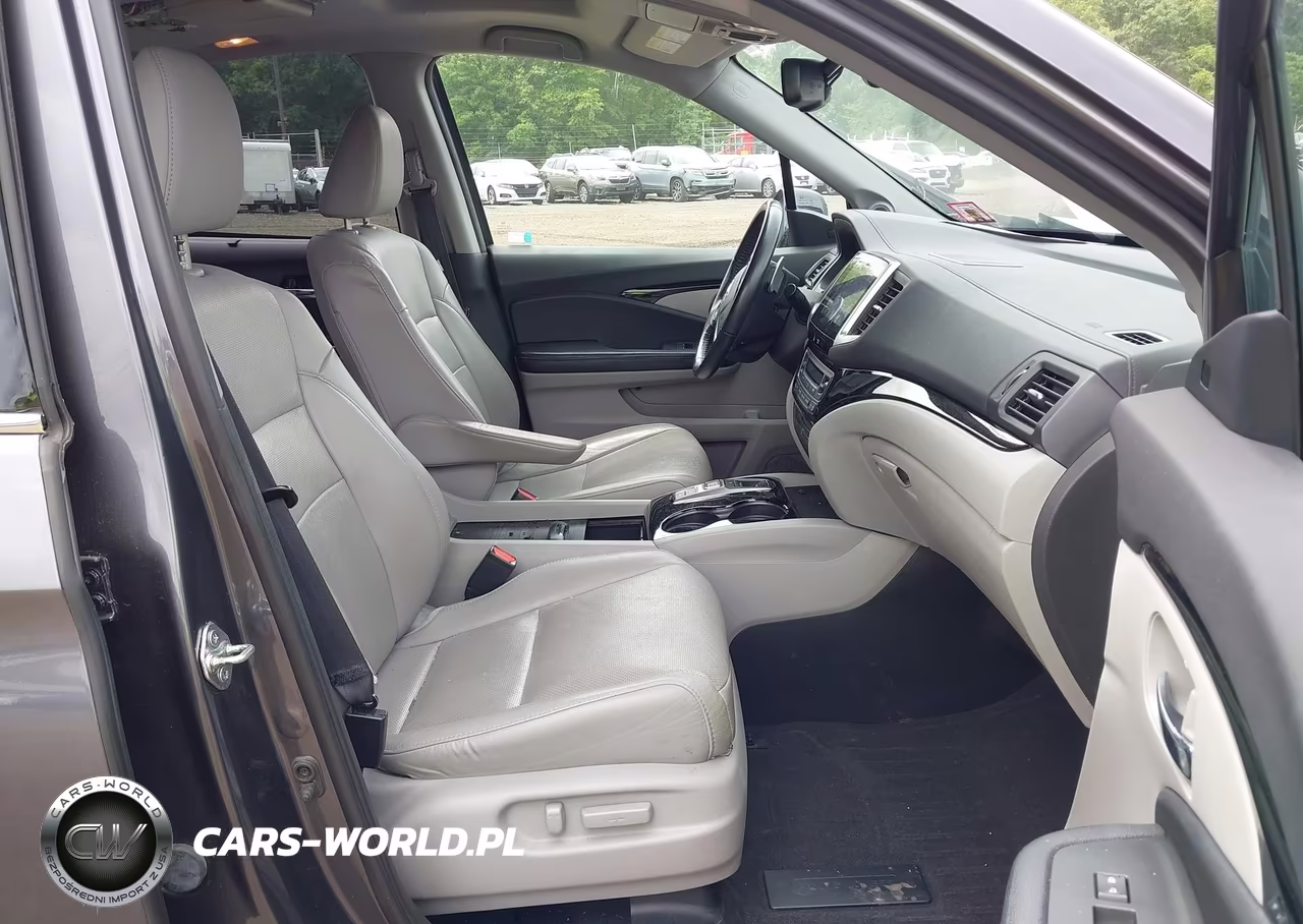 2016 Honda Pilot Elite VIN:5FNYF6H08GB025233 - 5