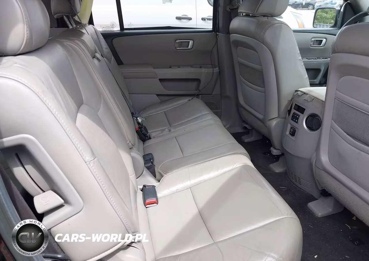 2011 Honda Pilot Ex-L VIN:5FNYF4H53BB086899 - 8