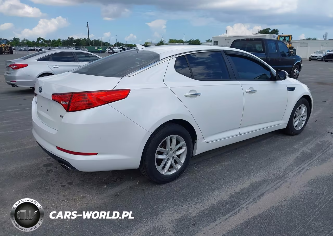 2013 Kia Optima Lx VIN:KNAGM4A74D5304234 - 4
