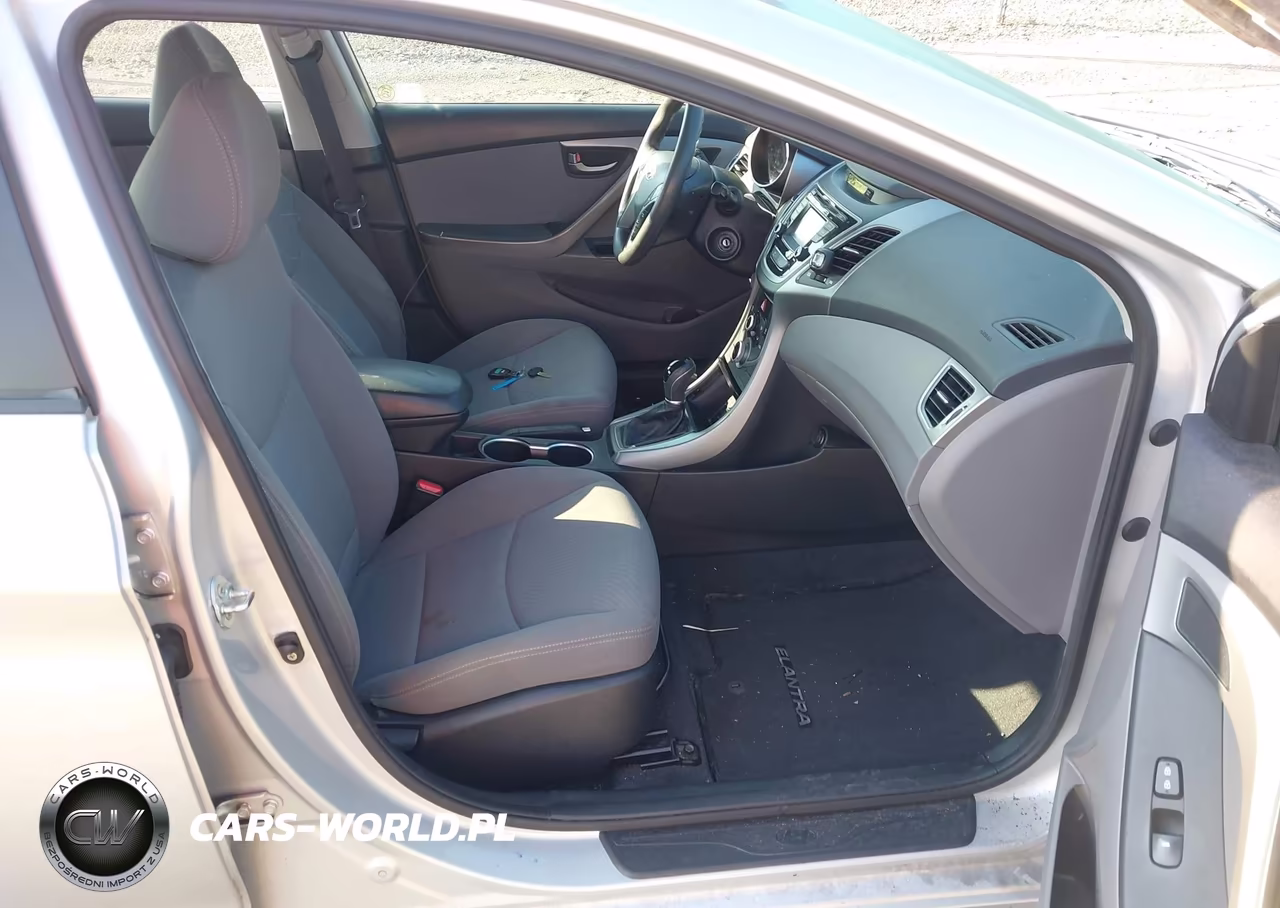 2015 Hyundai Elantra Se VIN:KMHDH4AE2FU438205 - 5