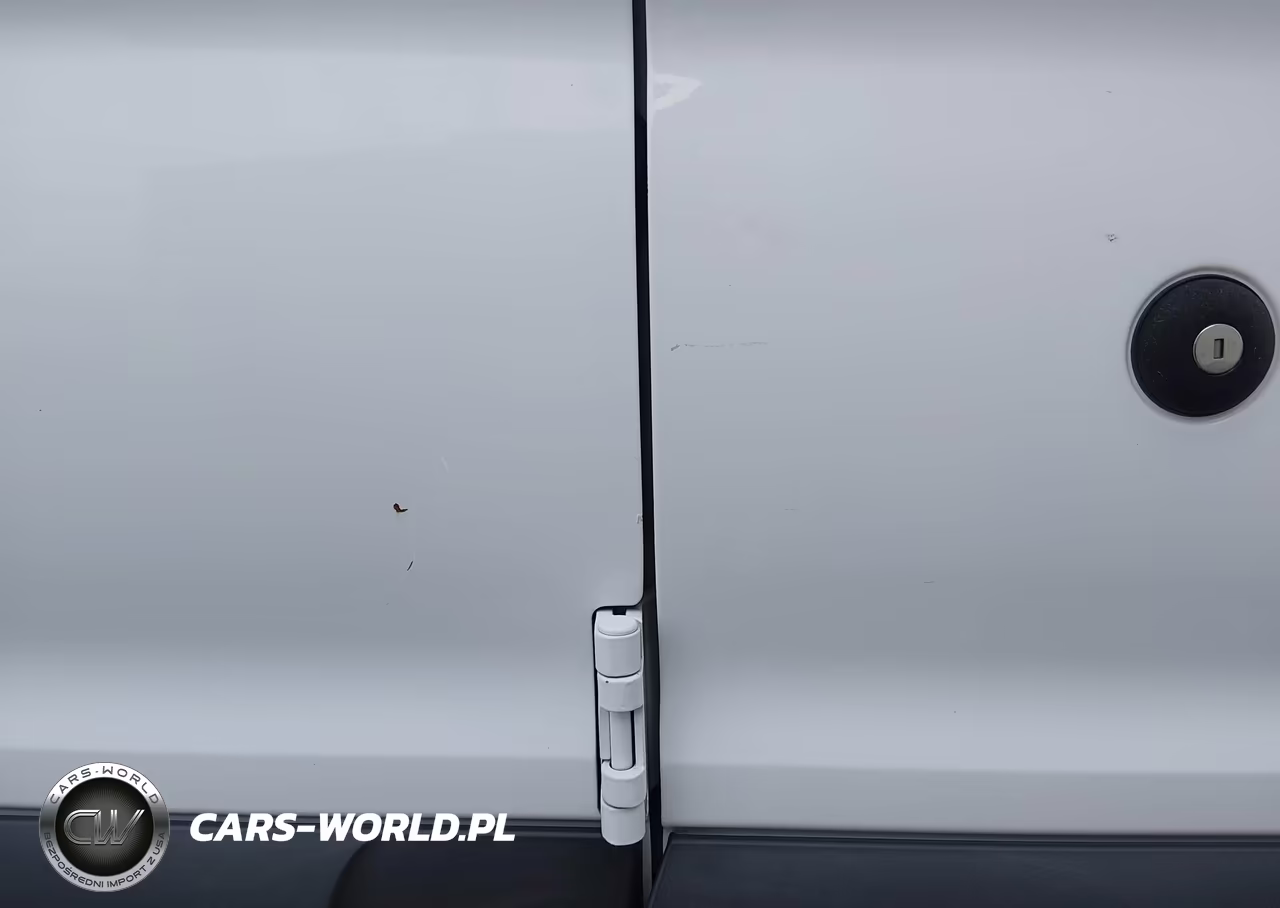 2017 Ford Transit-150 VIN:1FTYE1ZM2HKB18969 - 13