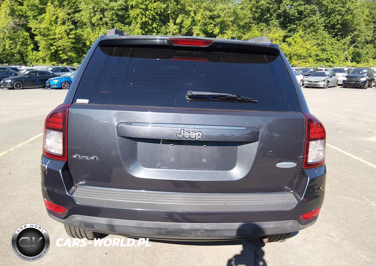 2014 Jeep Compass Latitude VIN:1C4NJDEBXED816573 - 16