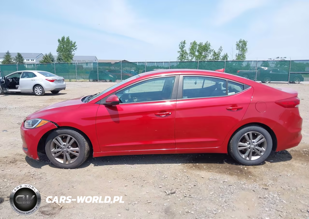 2018 Hyundai Elantra Sel VIN:5NPD84LF8JH235333 - 13