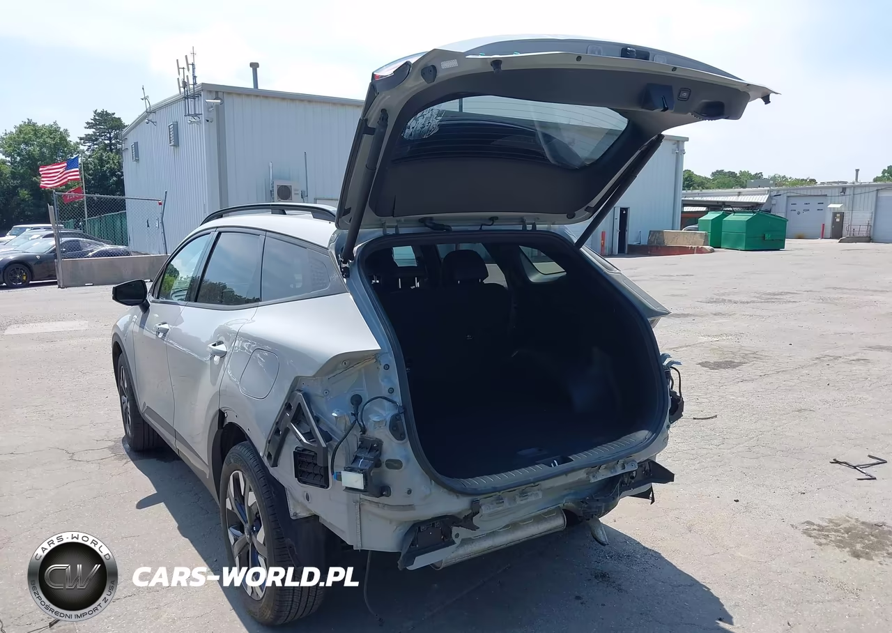 2023 Kia Sportage X-Line VIN:5XYK6CAF6PG134012 - 3