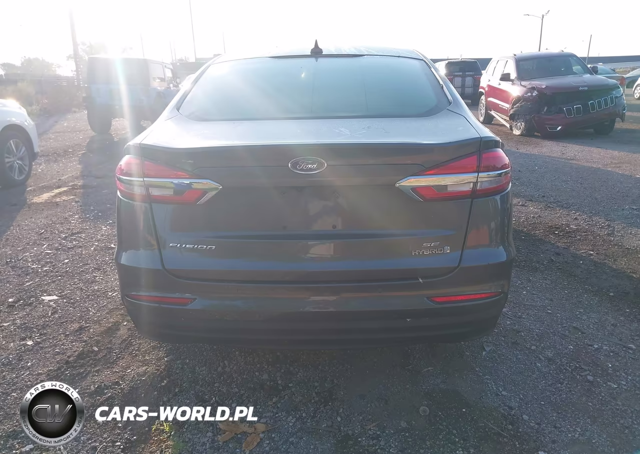 2019 Ford Fusion Hybrid Se VIN:3FA6P0LU9KR130386 - 16