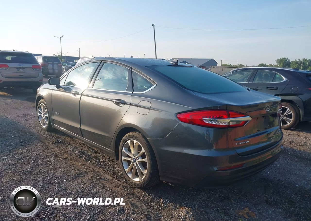 2019 Ford Fusion Hybrid Se VIN:3FA6P0LU9KR130386 - 3