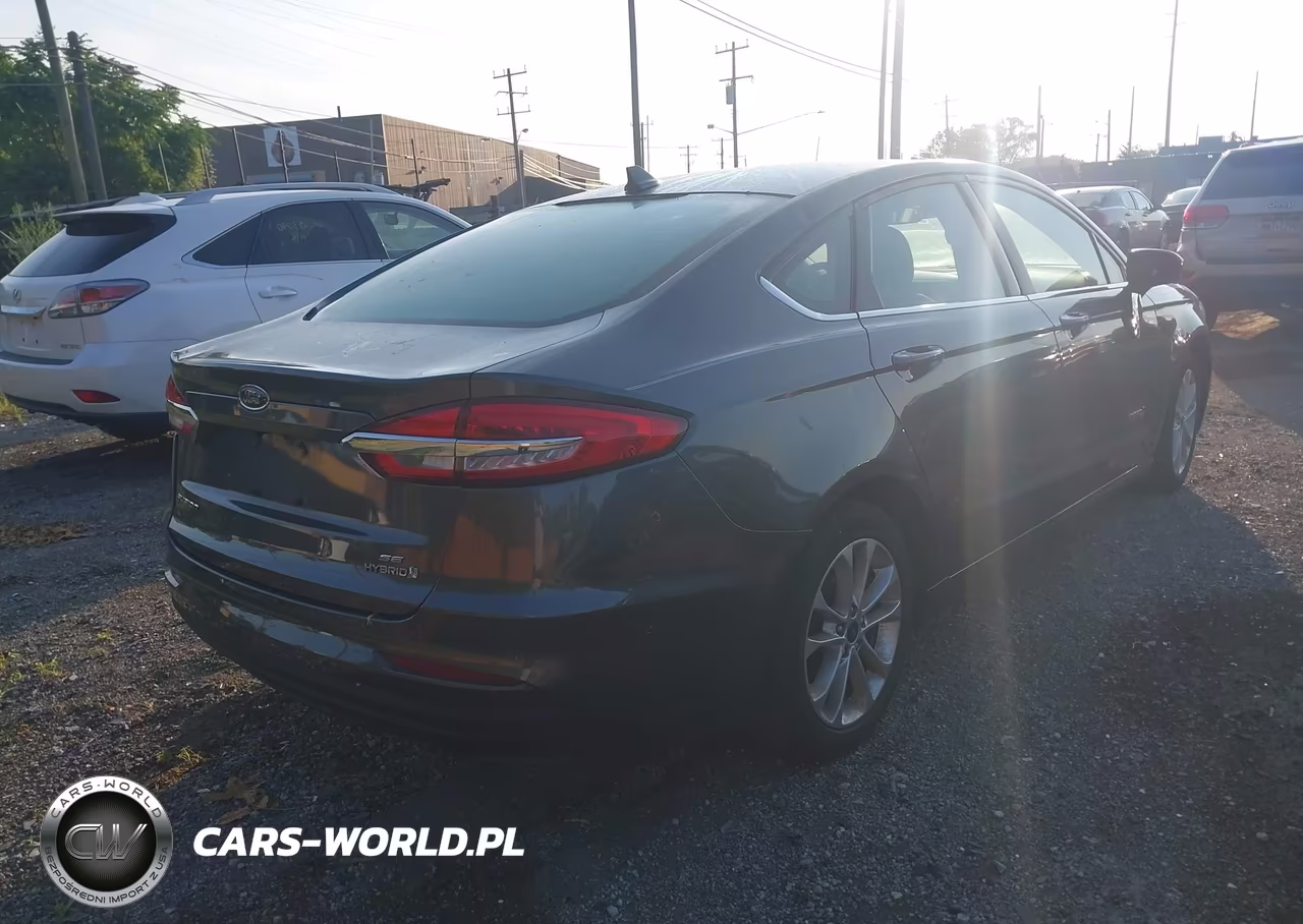 2019 Ford Fusion Hybrid Se VIN:3FA6P0LU9KR130386 - 4