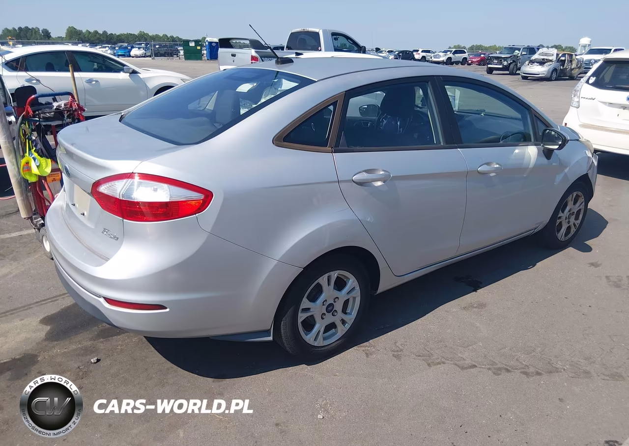 2016 Ford Fiesta Se VIN:3FADP4BJ1GM133986 - 4