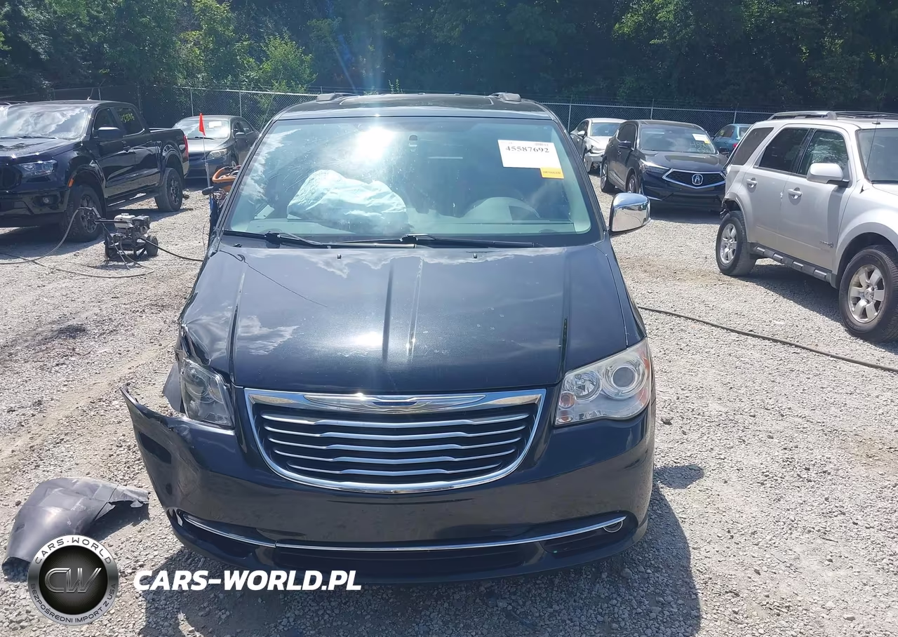 2013 Chrysler Town & Country Limited VIN:2C4RC1GGXDR805183 - 13
