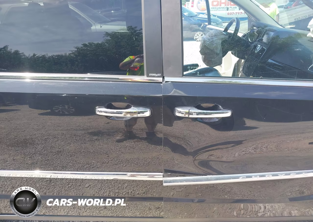 2013 Chrysler Town & Country Limited VIN:2C4RC1GGXDR805183 - 20