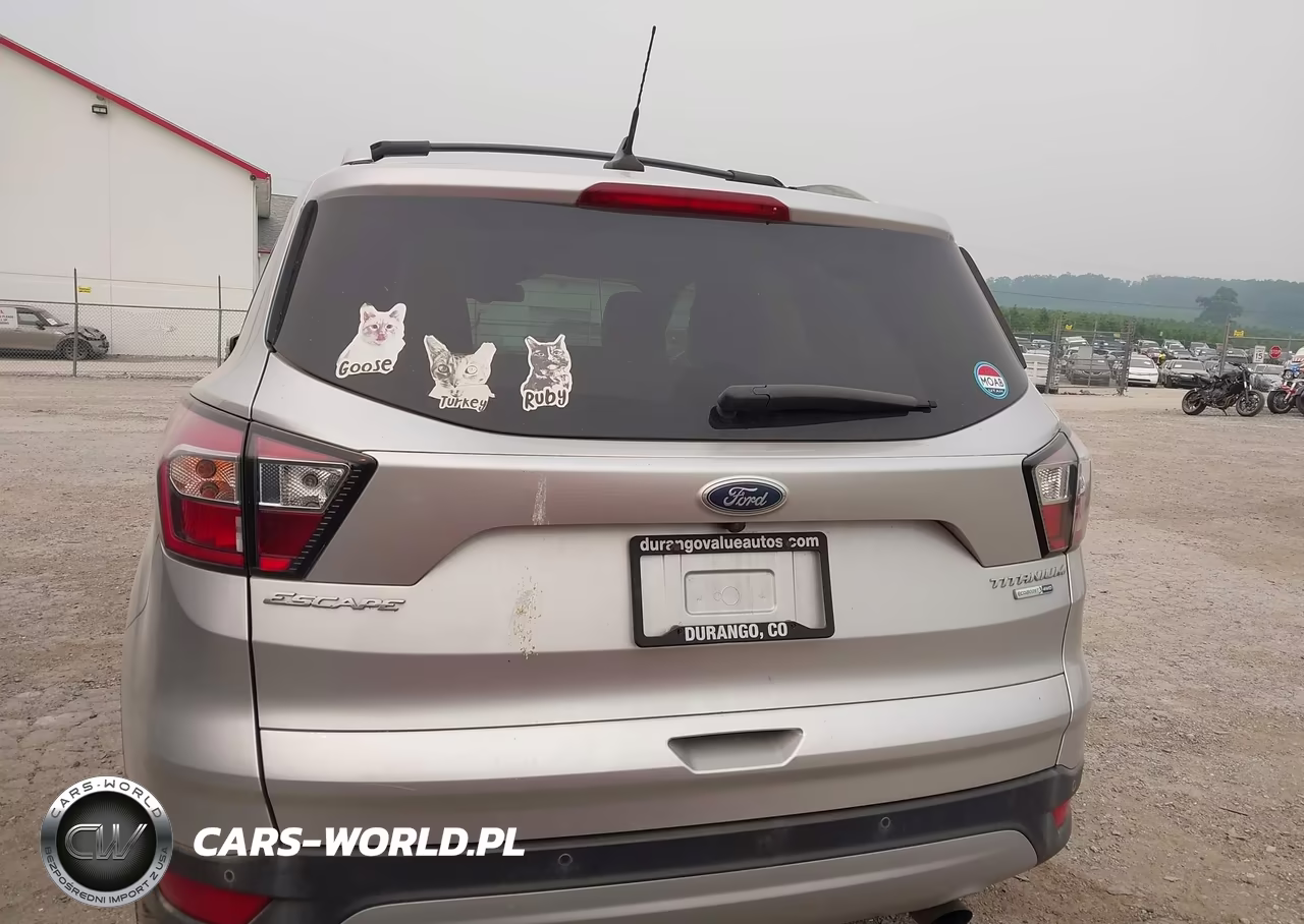 2018 Ford Escape Titanium VIN:1FMCU9J99JUC49485 - 16