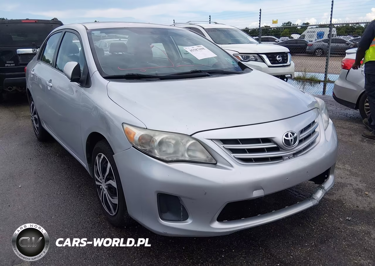 2013 Toyota Corolla Le – zdjęcie 1 z 16