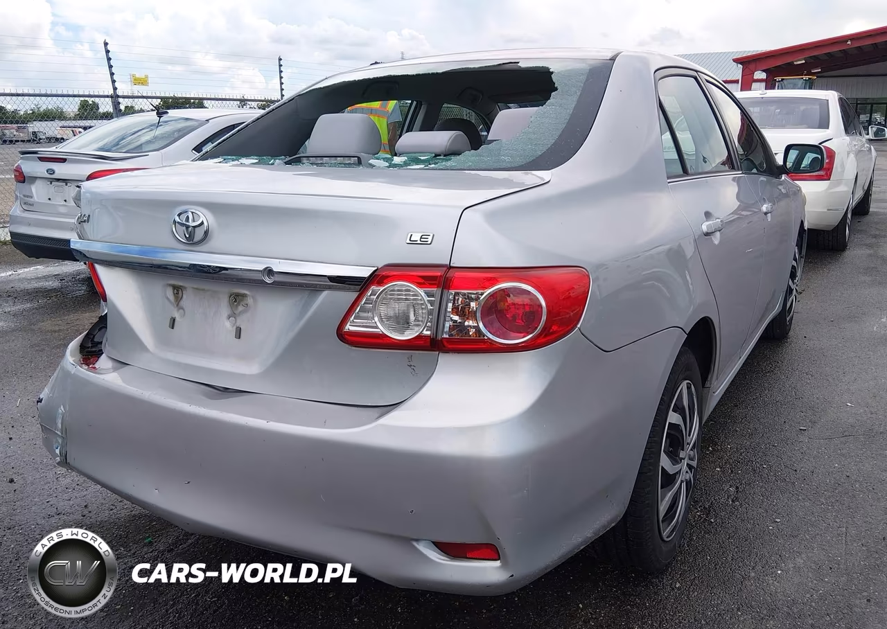 2013 Toyota Corolla Le VIN:5YFBU4EE6DP126769 - 4