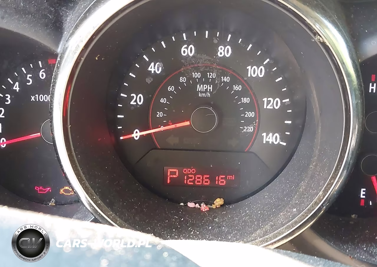 2010 Kia Soul + VIN:KNDJT2A25A7111773 - 15