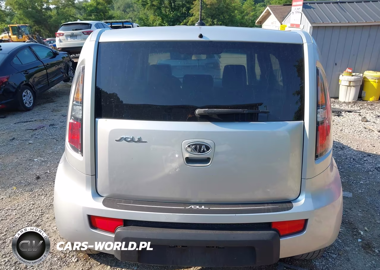 2010 Kia Soul + VIN:KNDJT2A25A7111773 - 16