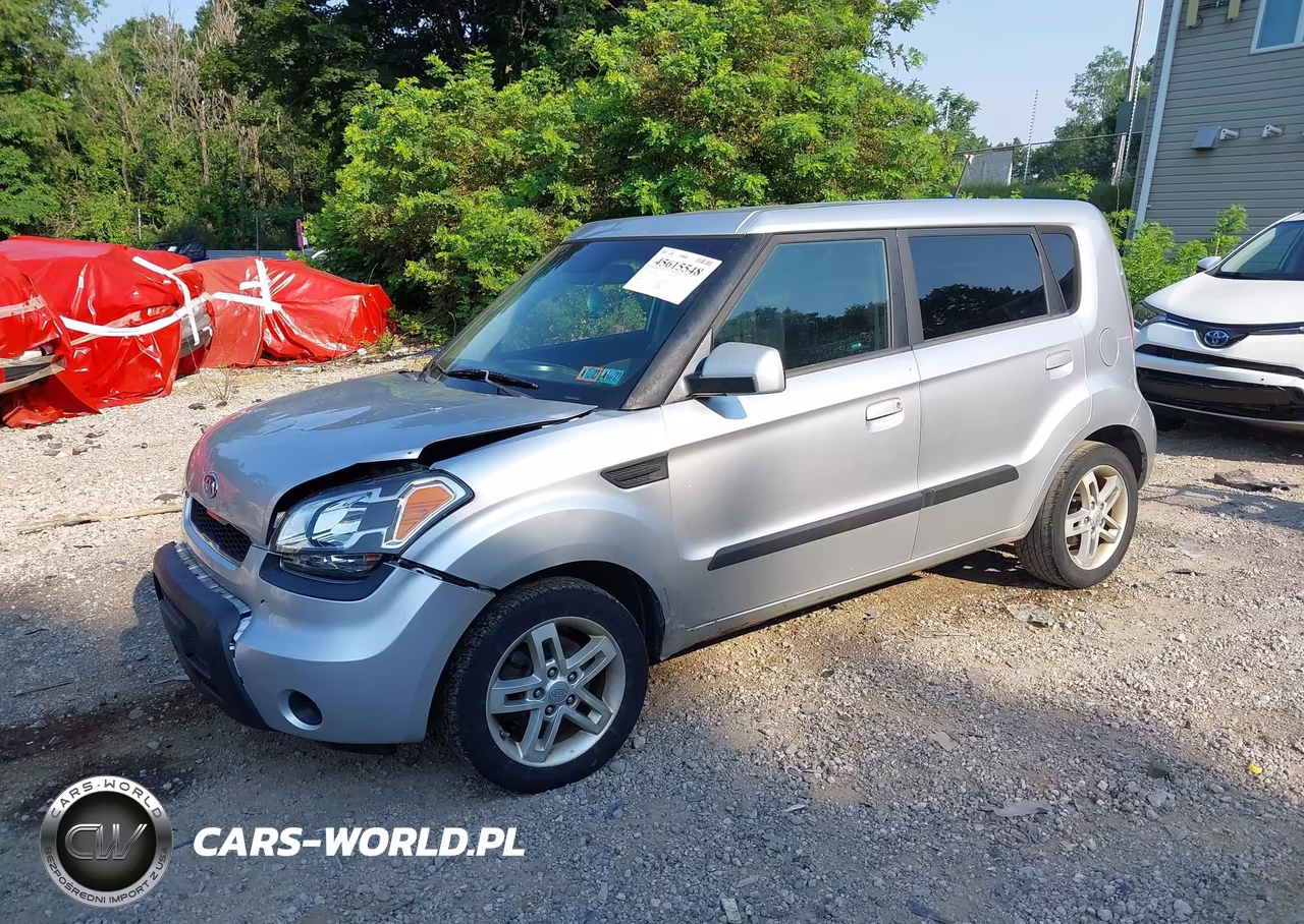 2010 Kia Soul + VIN:KNDJT2A25A7111773 - 2