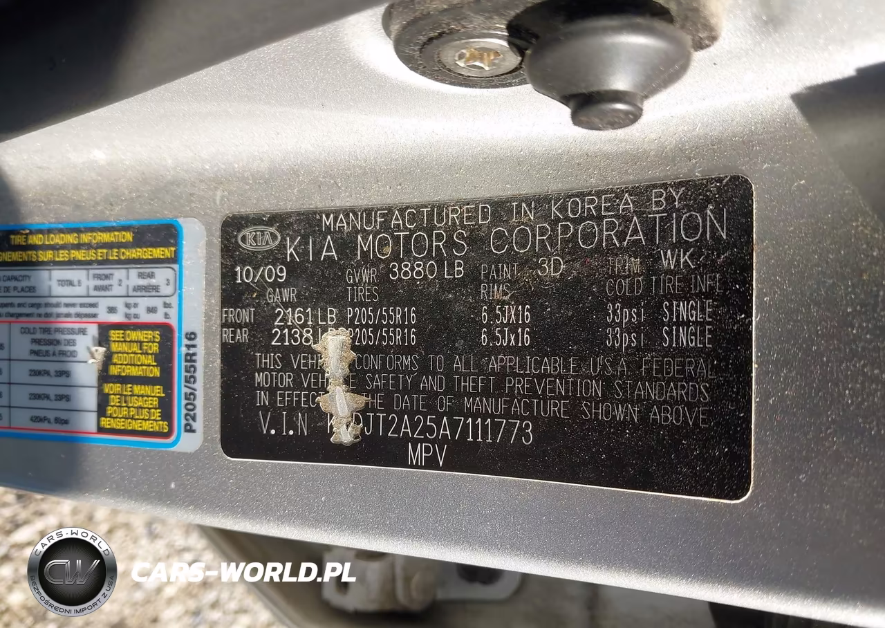 2010 Kia Soul + VIN:KNDJT2A25A7111773 - 9