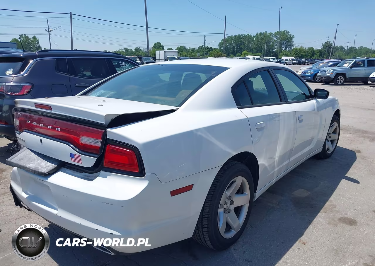 2011 Dodge Charger Police VIN:2B3CL1CT4BH582233 - 4