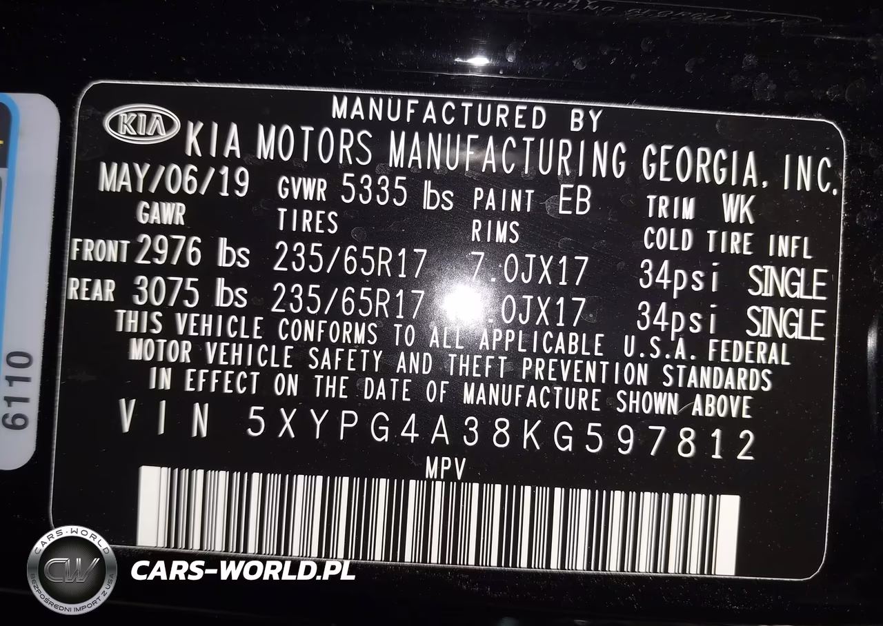 2019 Kia Sorento 2.4L L VIN:5XYPG4A38KG597812 - 9