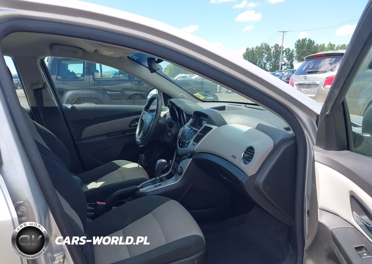 2012 Chevrolet Cruze Ls VIN:1G1PC5SH3C7125391 - 5