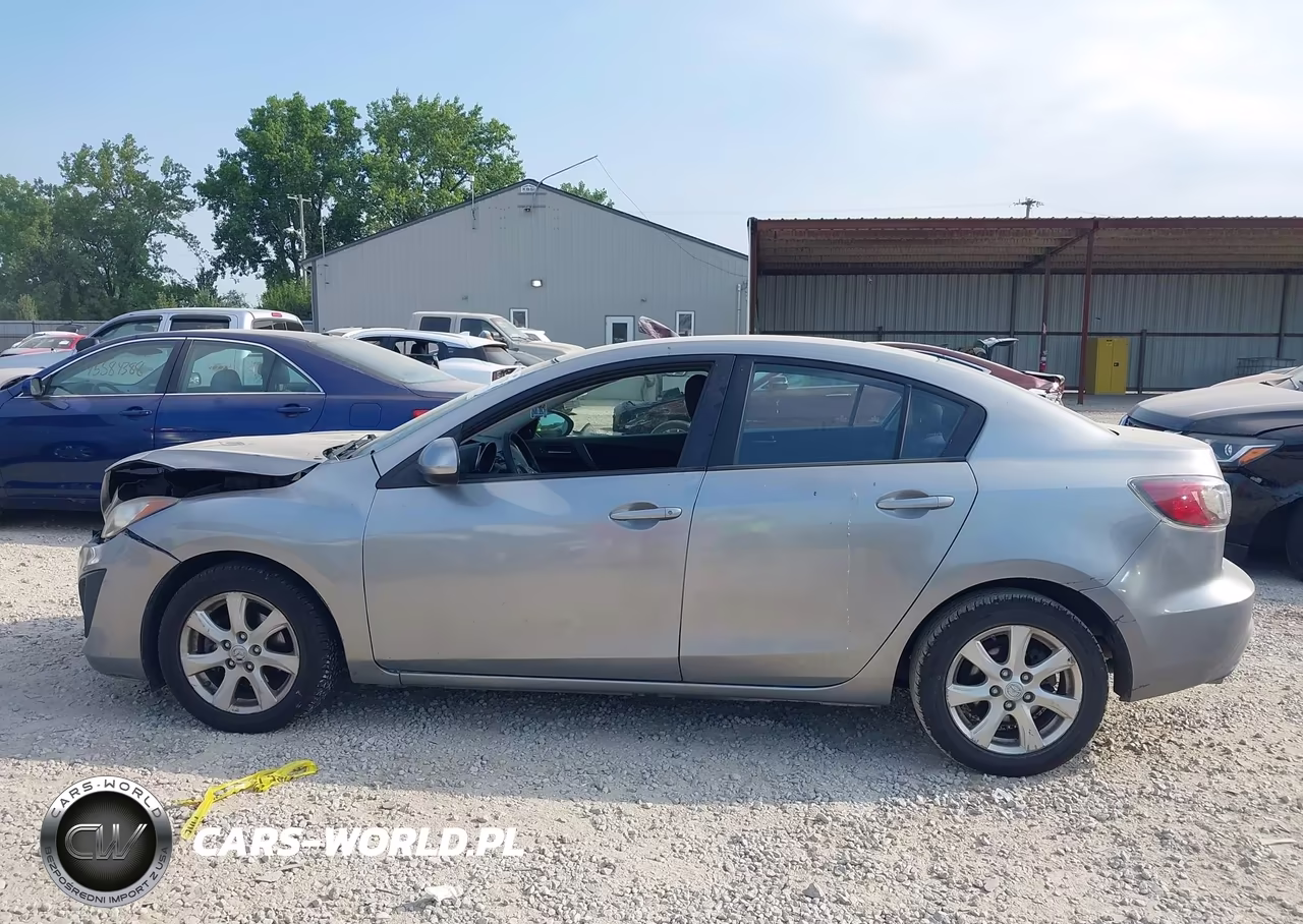 2011 Mazda Mazda3 I Touring VIN:JM1BL1VF7B1497323 - 15