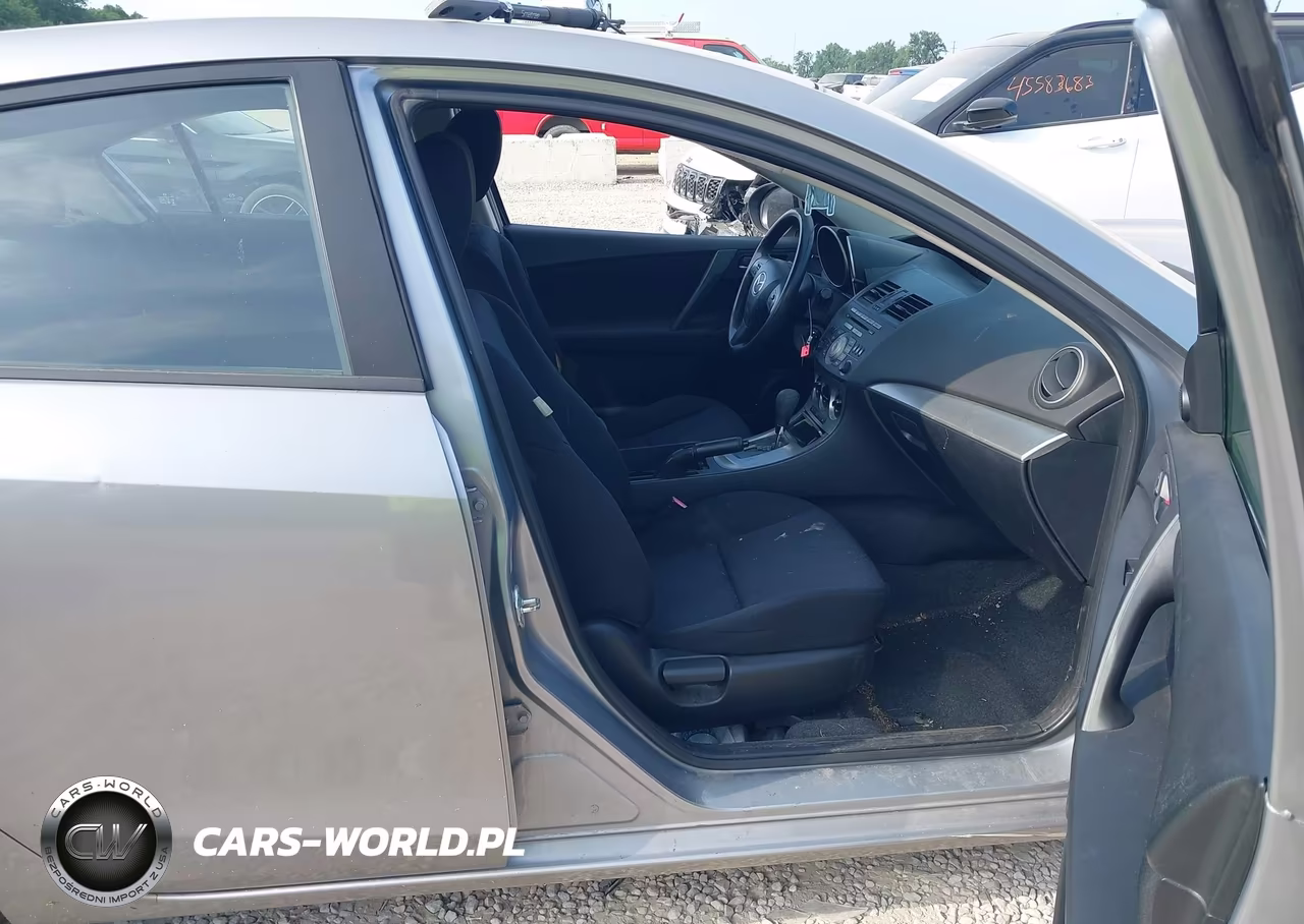 2011 Mazda Mazda3 I Touring VIN:JM1BL1VF7B1497323 - 5