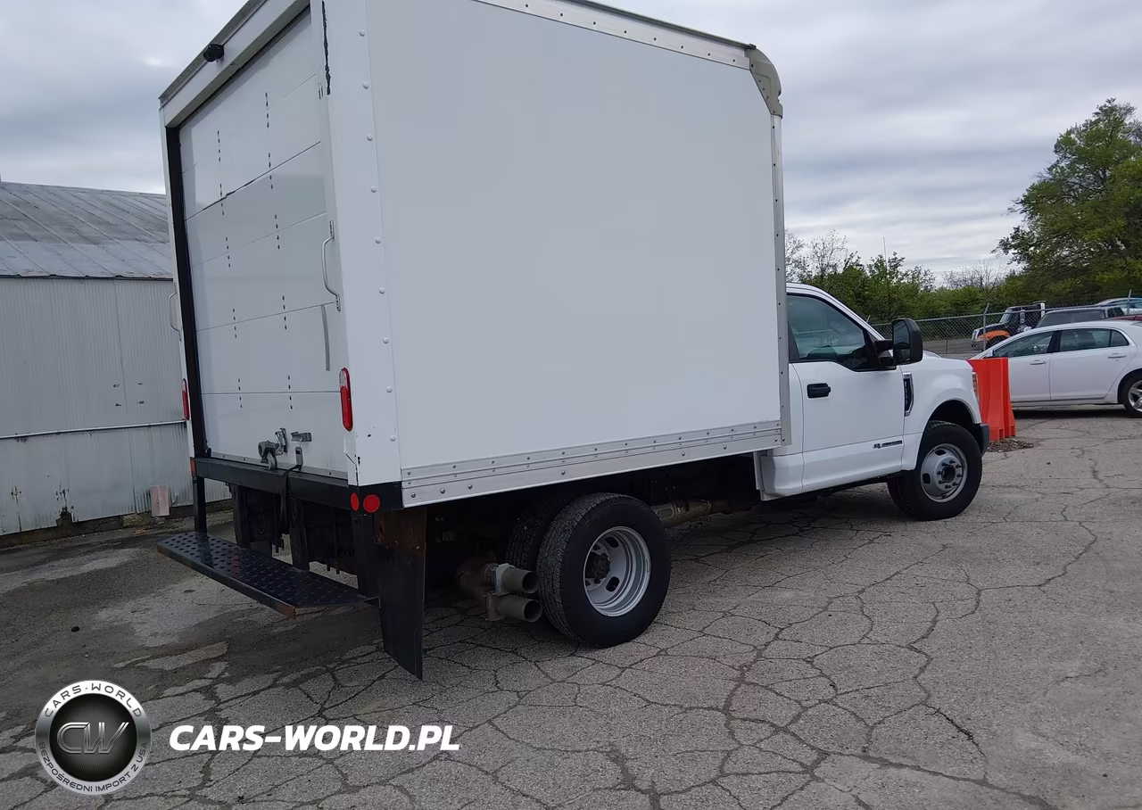2017 Ford F-350 Chassis Xl VIN:1FDRF3GT7HEE75050 - 4