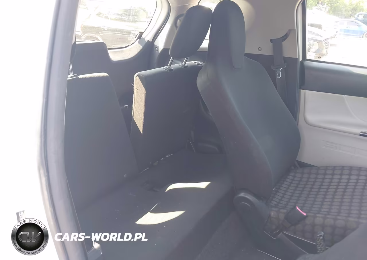 2014 Scion Iq VIN:JTNJJXB03EJ030470 - 8