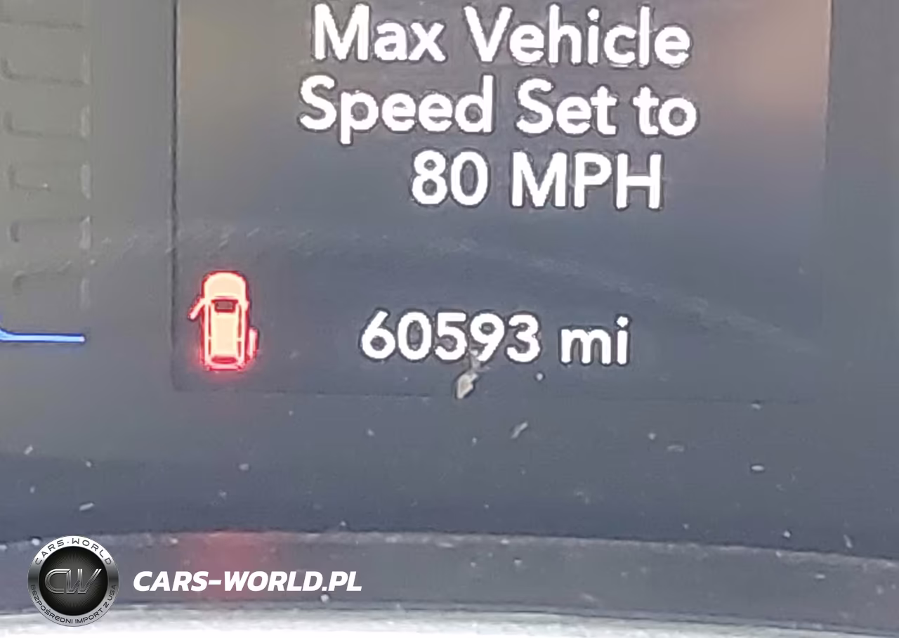 2018 Chrysler Pacifica Touring Plus VIN:2C4RC1FG5JR188885 - 15
