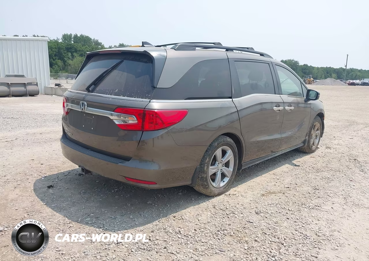 2018 Honda Odyssey Ex-L VIN:5FNRL6H74JB069196 - 4