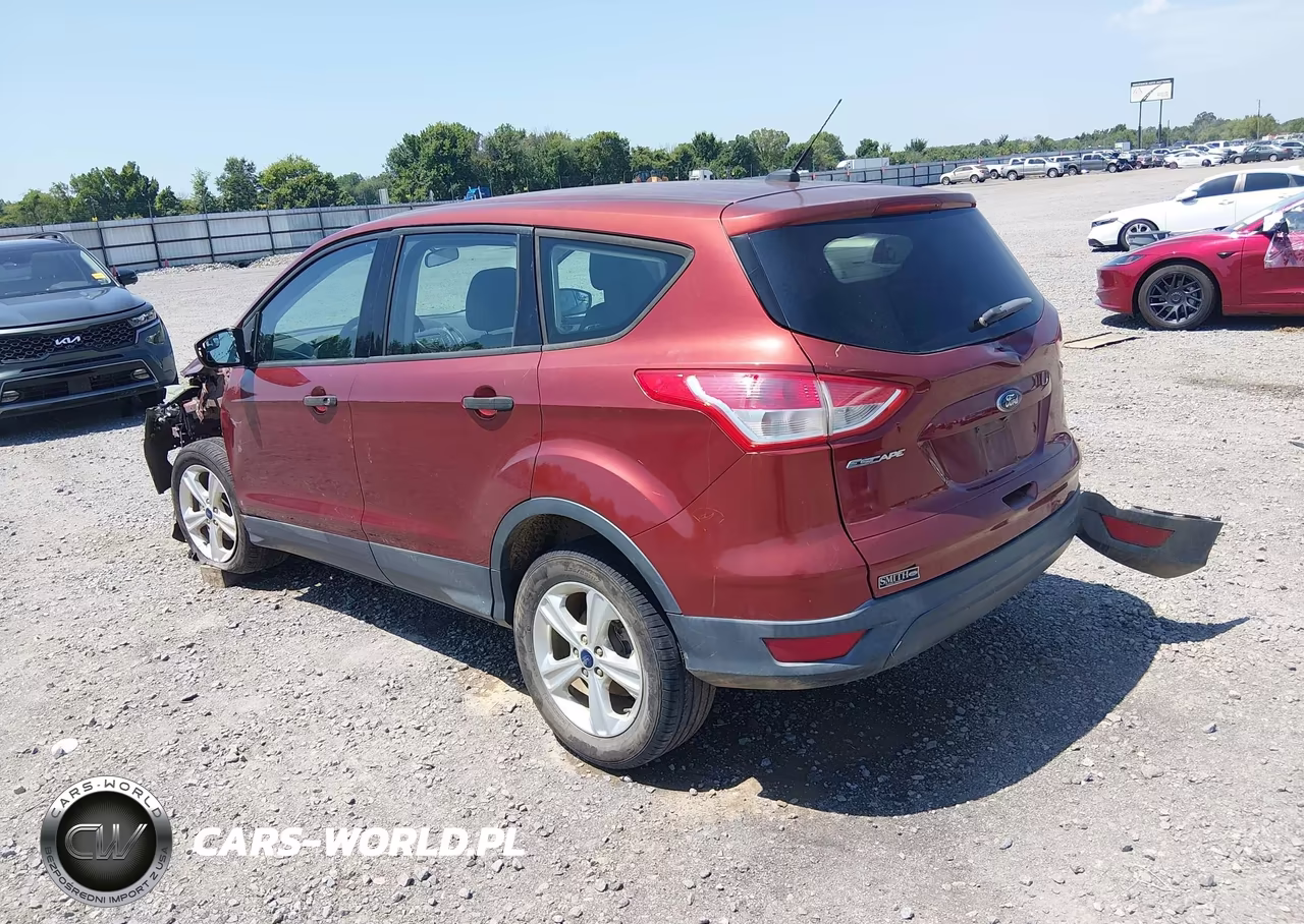 2015 Ford Escape S VIN:1FMCU0F71FUB39797 - 3