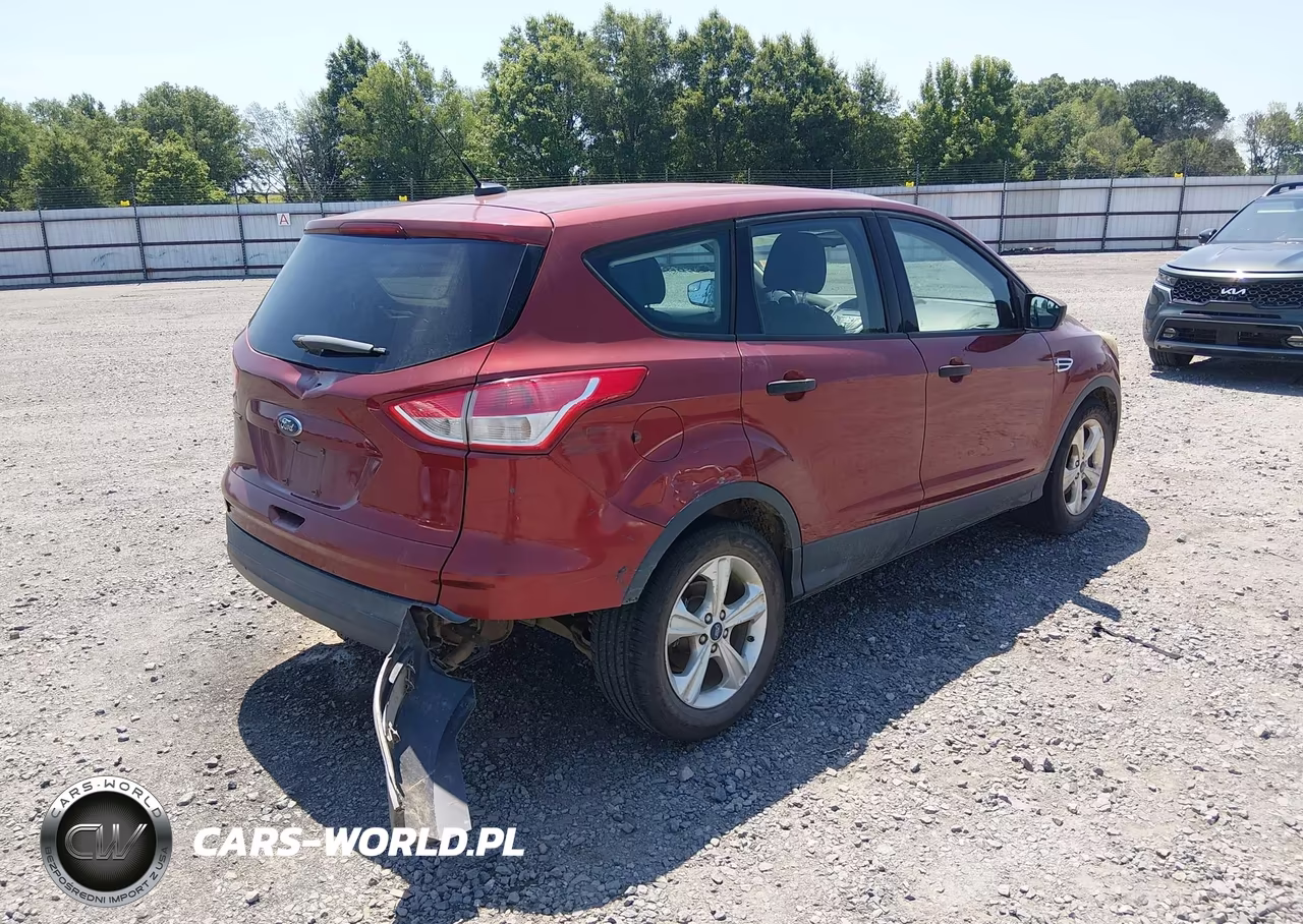 2015 Ford Escape S VIN:1FMCU0F71FUB39797 - 4
