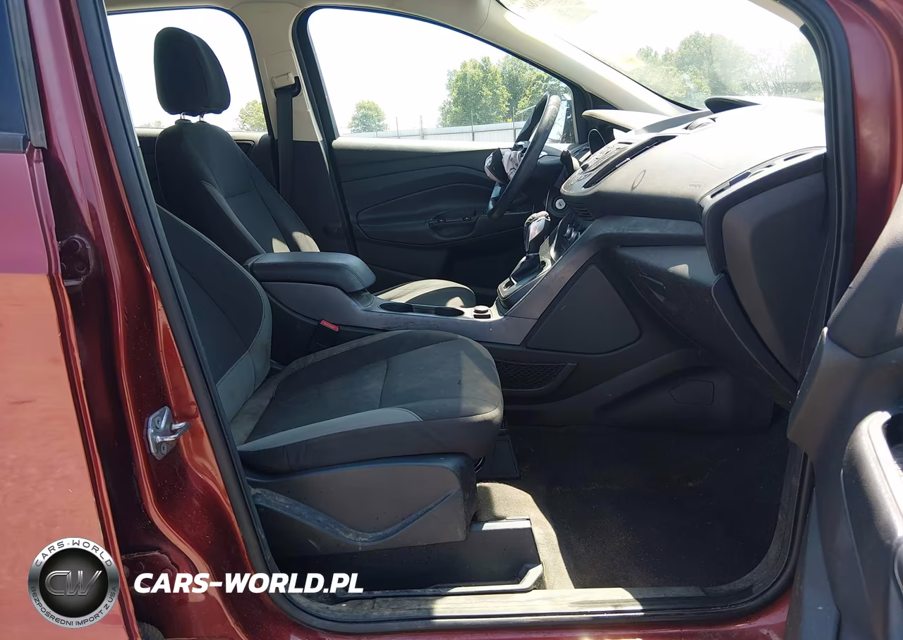 2015 Ford Escape S VIN:1FMCU0F71FUB39797 - 5