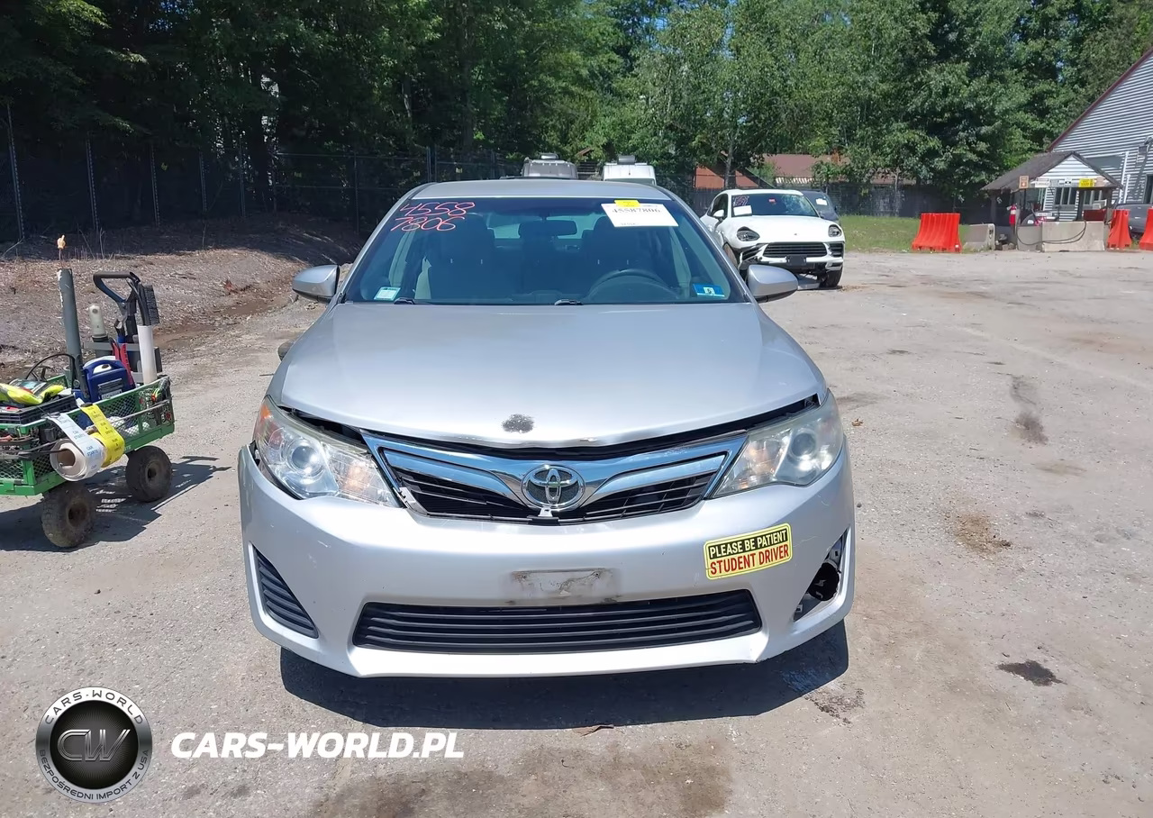 2014 Toyota Camry Le VIN:4T1BF1FK2EU438004 - 12