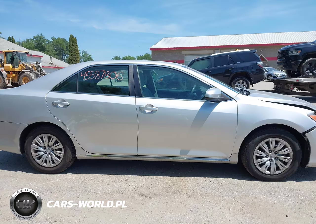 2014 Toyota Camry Le VIN:4T1BF1FK2EU438004 - 13