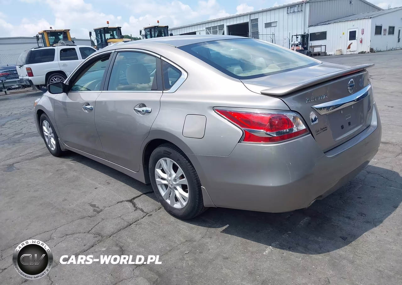 2014 Nissan Altima 2.5 S VIN:1N4AL3AP8EC204078 - 3