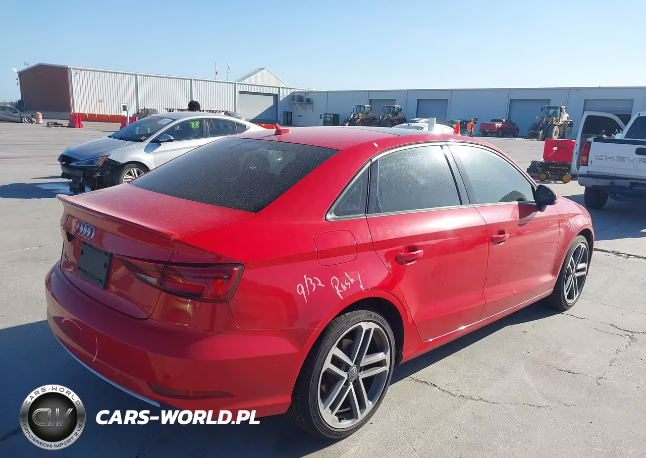 2017 Audi A3 Premium VIN:WAUAUGFF5H1041787 - 4