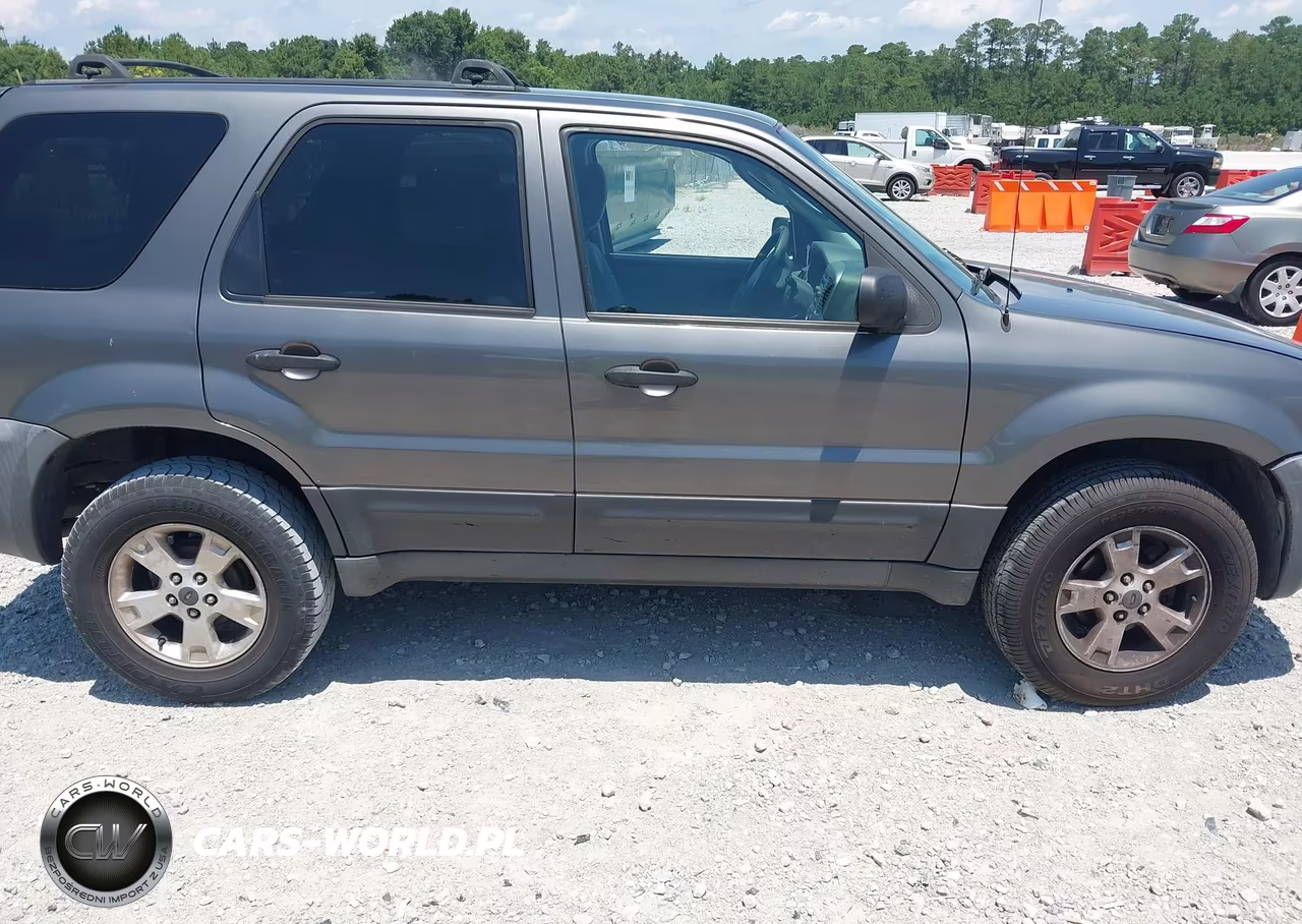 2005 Ford Escape Xlt VIN:1FMCU03195DA10172 - 13