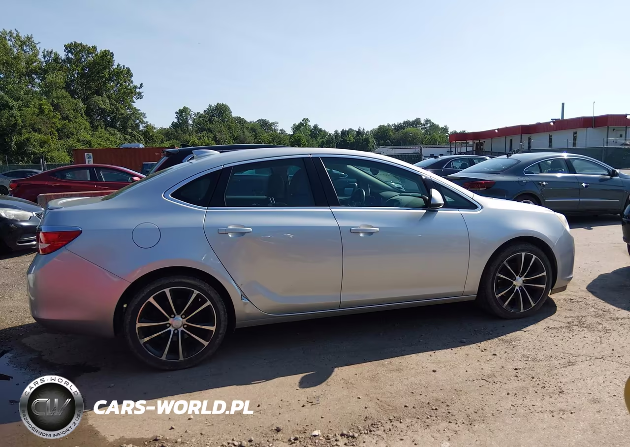 2017 Buick Verano Sport Touring VIN:1G4PR5SKXH4104396 - 6