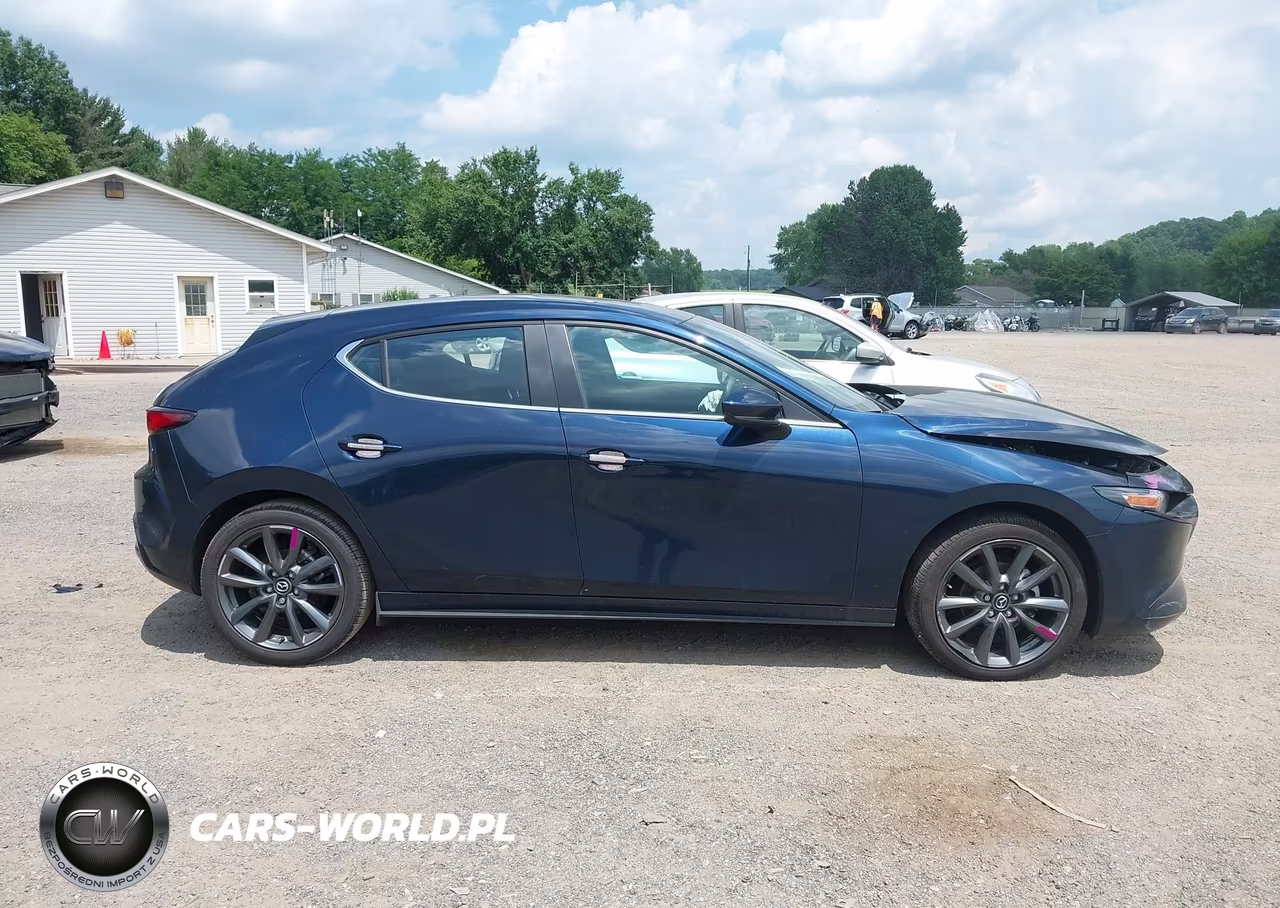 2025 Mazda Mazda3 2.5 S Preferred VIN:JM1BPALM0S1792771 - 14