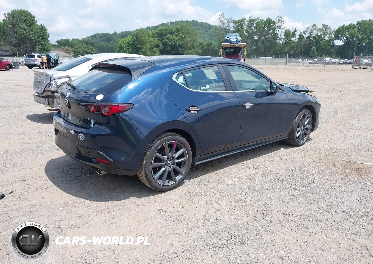 2025 Mazda Mazda3 2.5 S Preferred VIN:JM1BPALM0S1792771 - 4