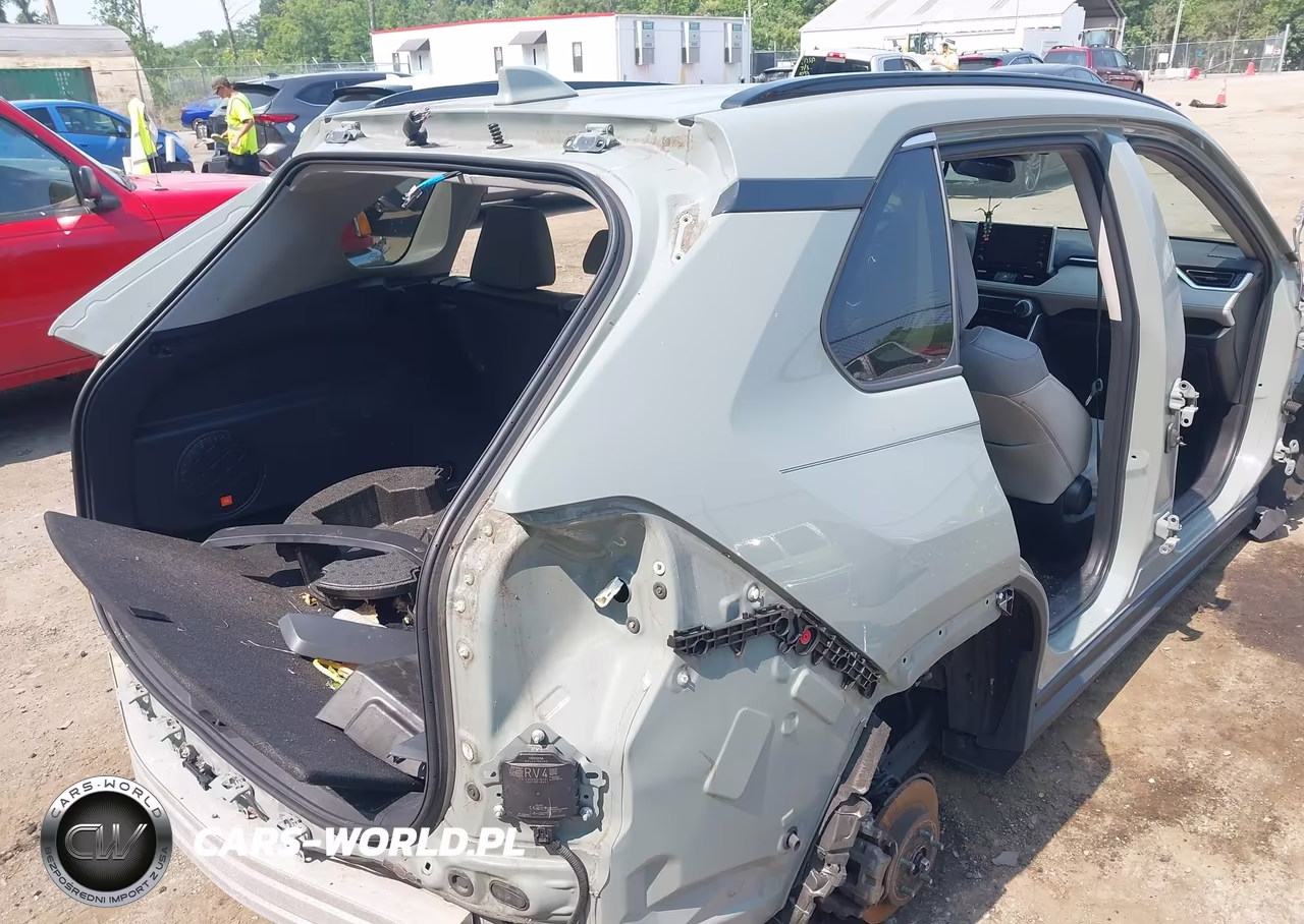 2021 Toyota Rav4 Xle Premium VIN:2T3A1RFV9MW242277 - 19