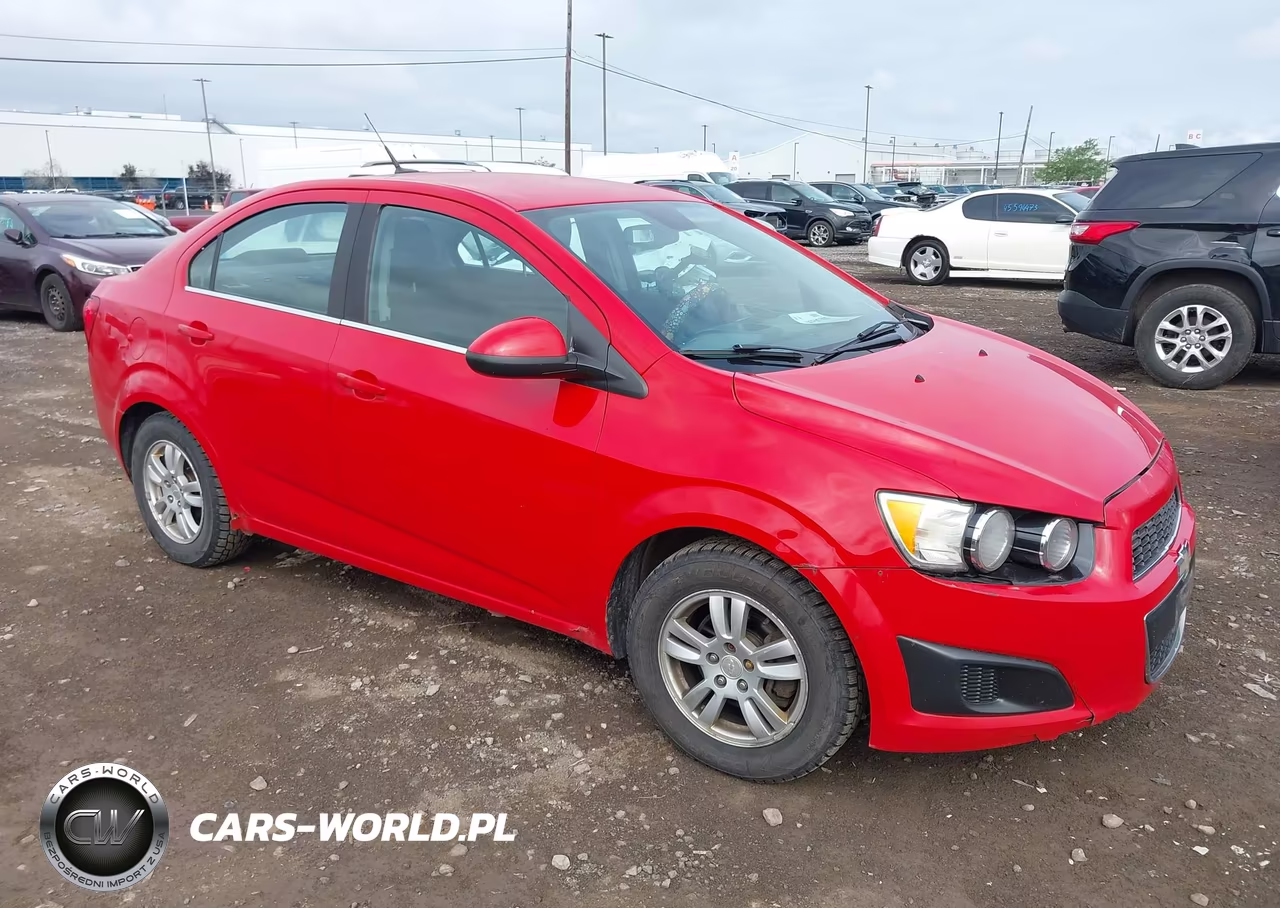 2016 Chevrolet Sonic Lt Auto – zdjęcie 1 z 14