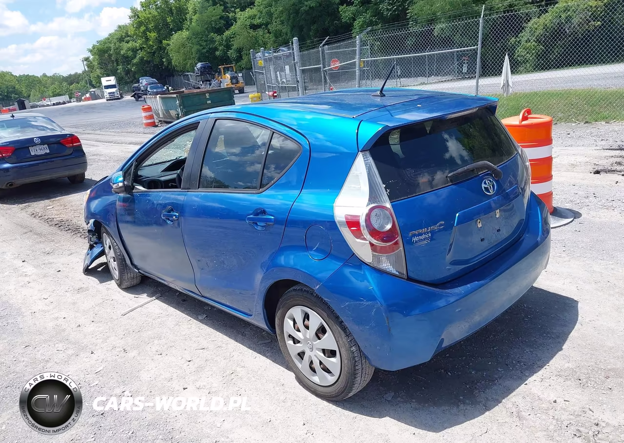 2012 Toyota Prius C VIN:JTDKDTB35C1514480 - 3