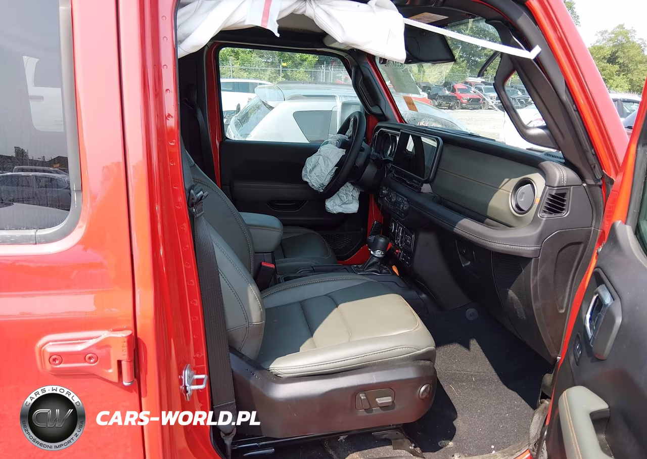 2025 Jeep Gladiator Mojave 4X4 VIN:1C6RJTEG3SL542276 - 5