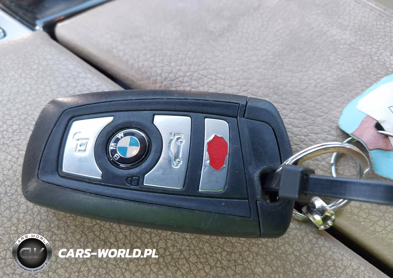 2016 BMW 535I xDrive VIN:WBA5B3C55GD549279 - 11